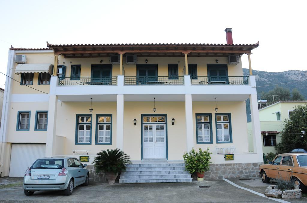 Costa-Rini Hotel Leonídion Cameră foto